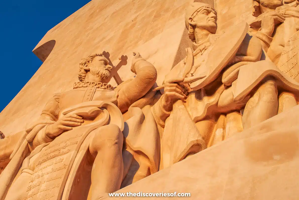 Close up of the monument 