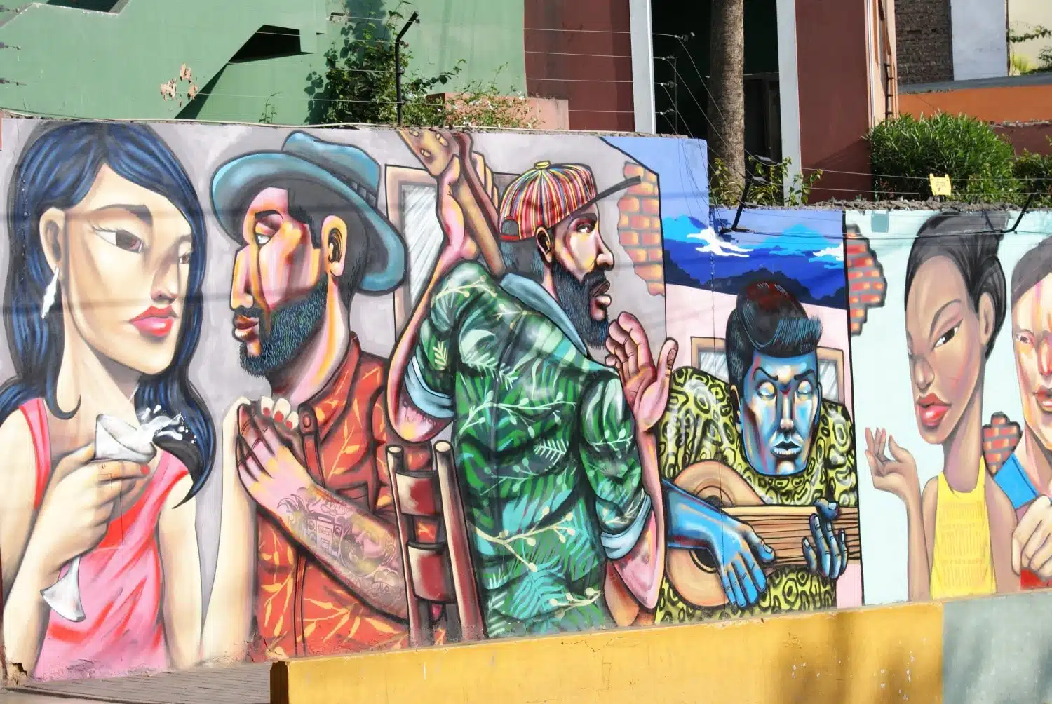 Street art tour in Lima