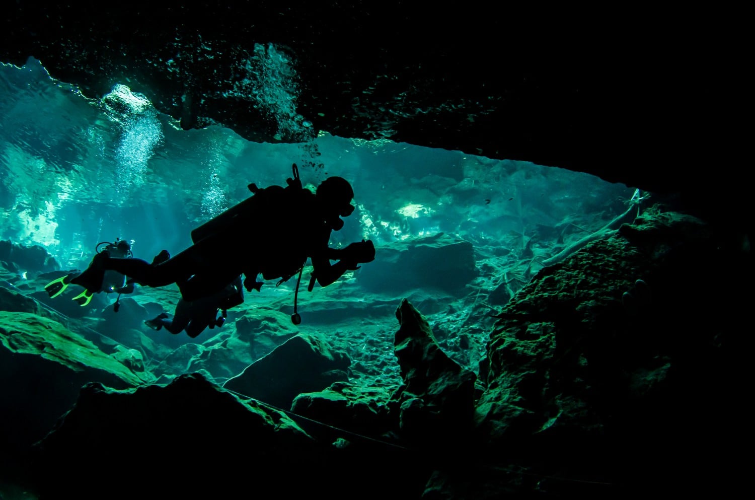 Cenote Diving Mexico - An Awesome Travel Adventure