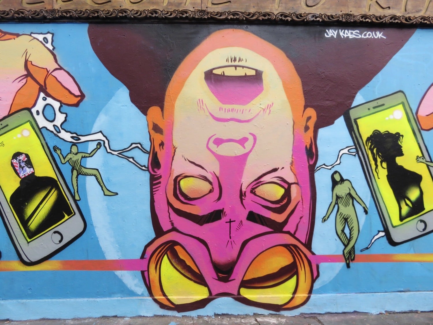 Jay Kaes Sci-Fi Urban Mural in Shoreditch London