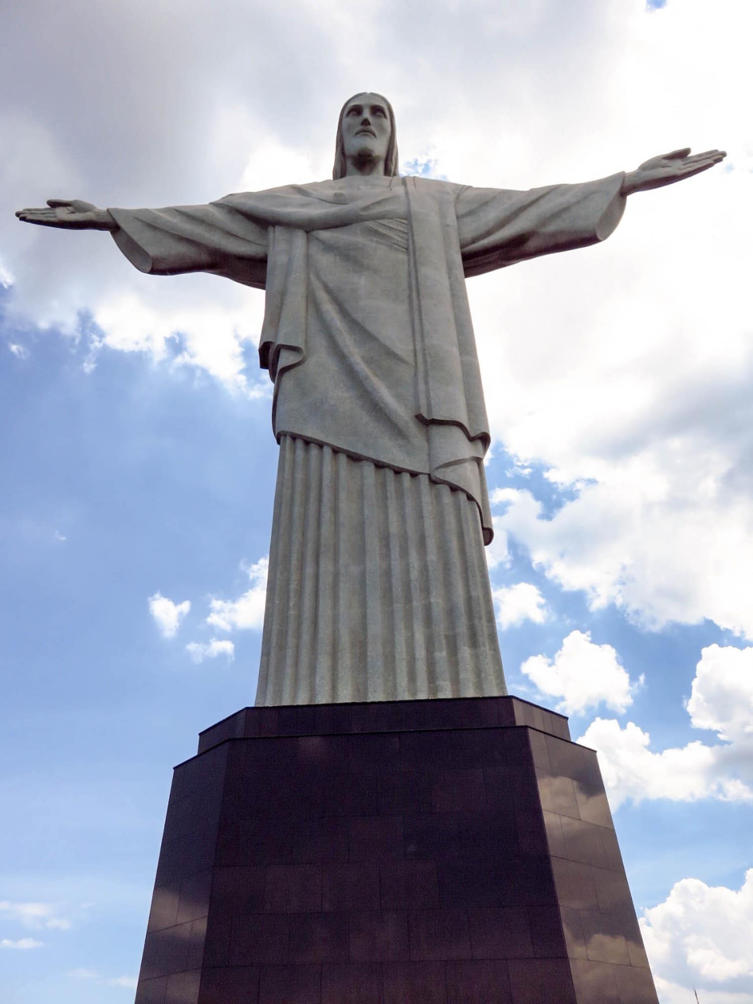 Christ the Redeemer - Brazil's Famous Landmarks.をご覧ください。 記事全文を読む