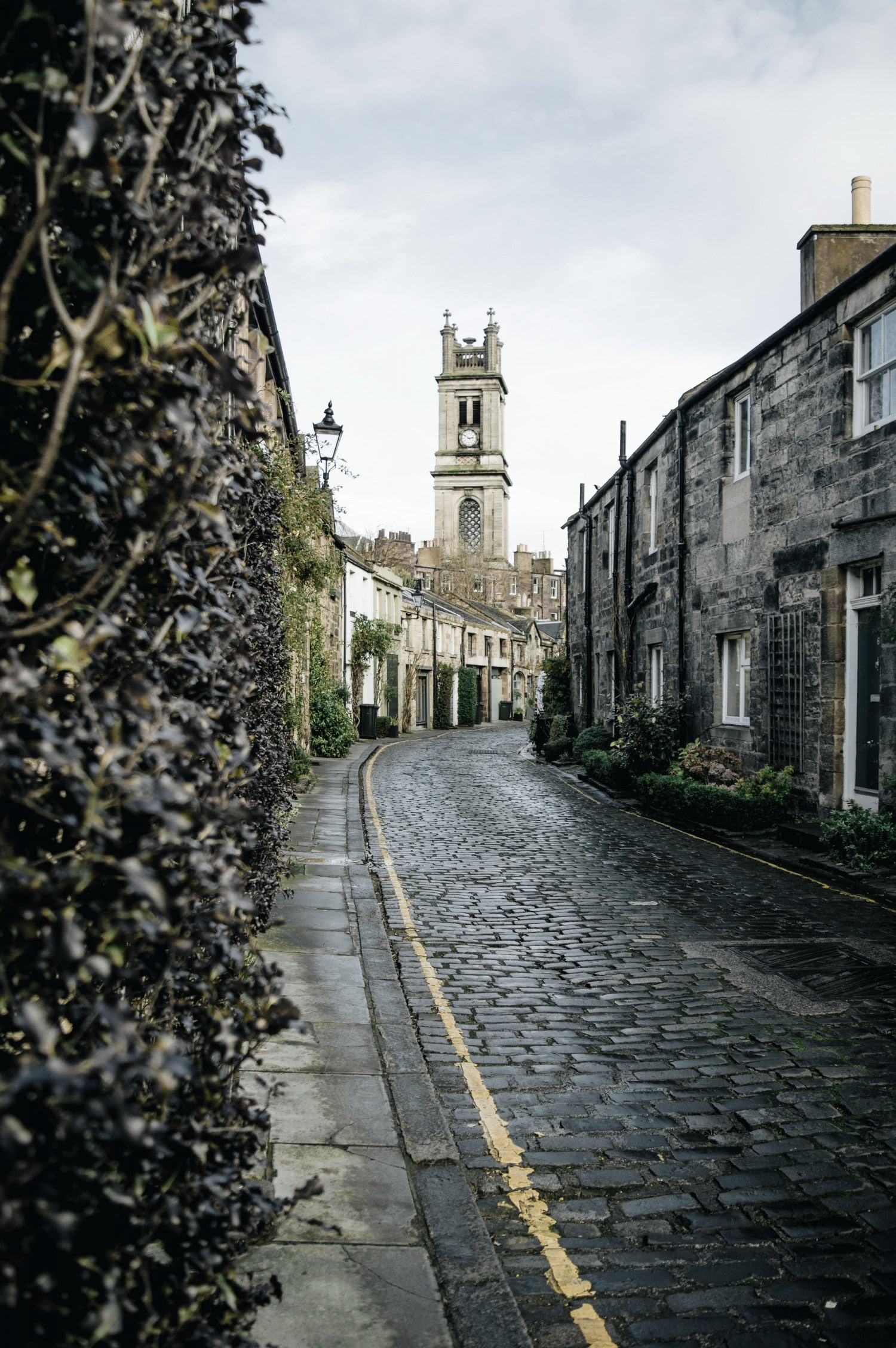 Wandering Aroung the Streets of Edinburgh. 36 hours in Edinburgh - read more.