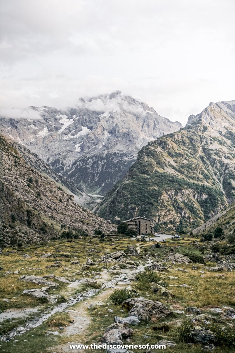 The refuge at the end of the hike