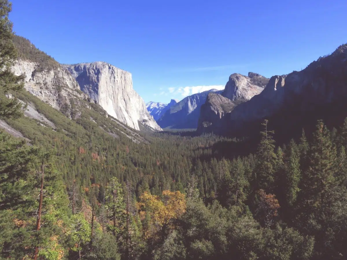 Top 10 Most Beautiful Valleys in the World - Yosemite Valley. Read the full guide.