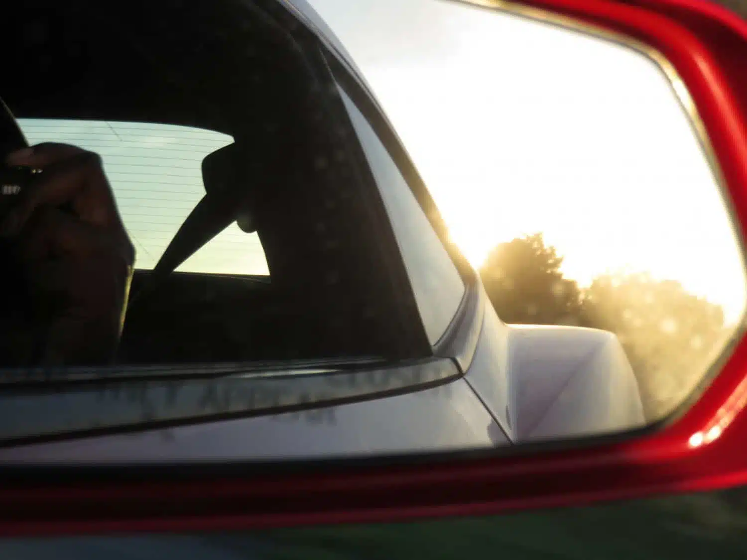 Rear view mirror in Camero