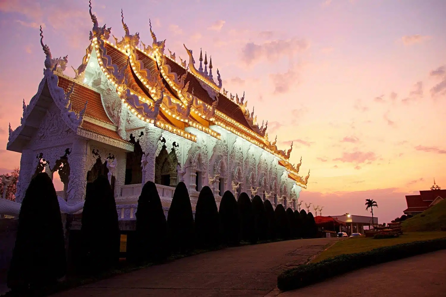 Chiang Rai, Thailand. Four awesome Southeast Asia travel itineraries I Photography I Itinerary I Landscape I Food I Architecture I Laos I Thailand I Cambodia I Myanmar I Malaysia I Vietnam. Read the full travel guide now #travel #backpacking