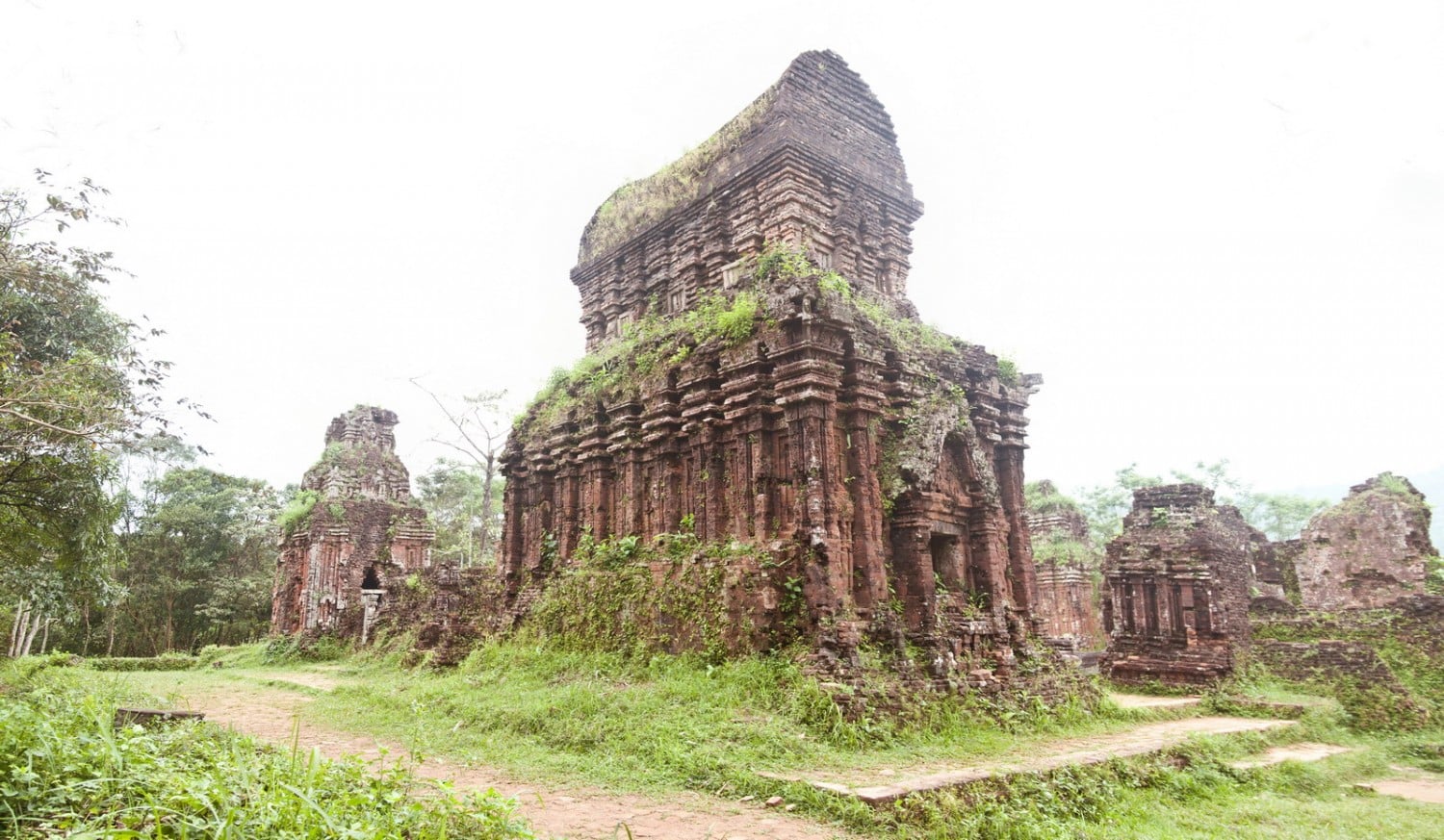 My Son, Vietnam. Four awesome Southeast Asia travel itineraries I Photography I Itinerary I Landscape I Food I Architecture I Laos I Thailand I Cambodia I Myanmar I Malaysia I Vietnam. Read the full travel guide now #travel #backpacking