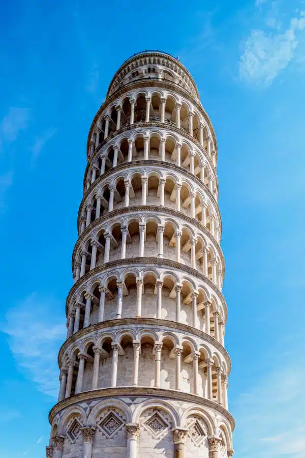 Leaning tower of pisa