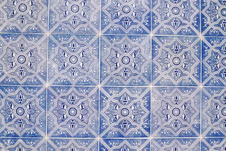 Azulejo – Learning About Portuguese Tiles in the Alentejo