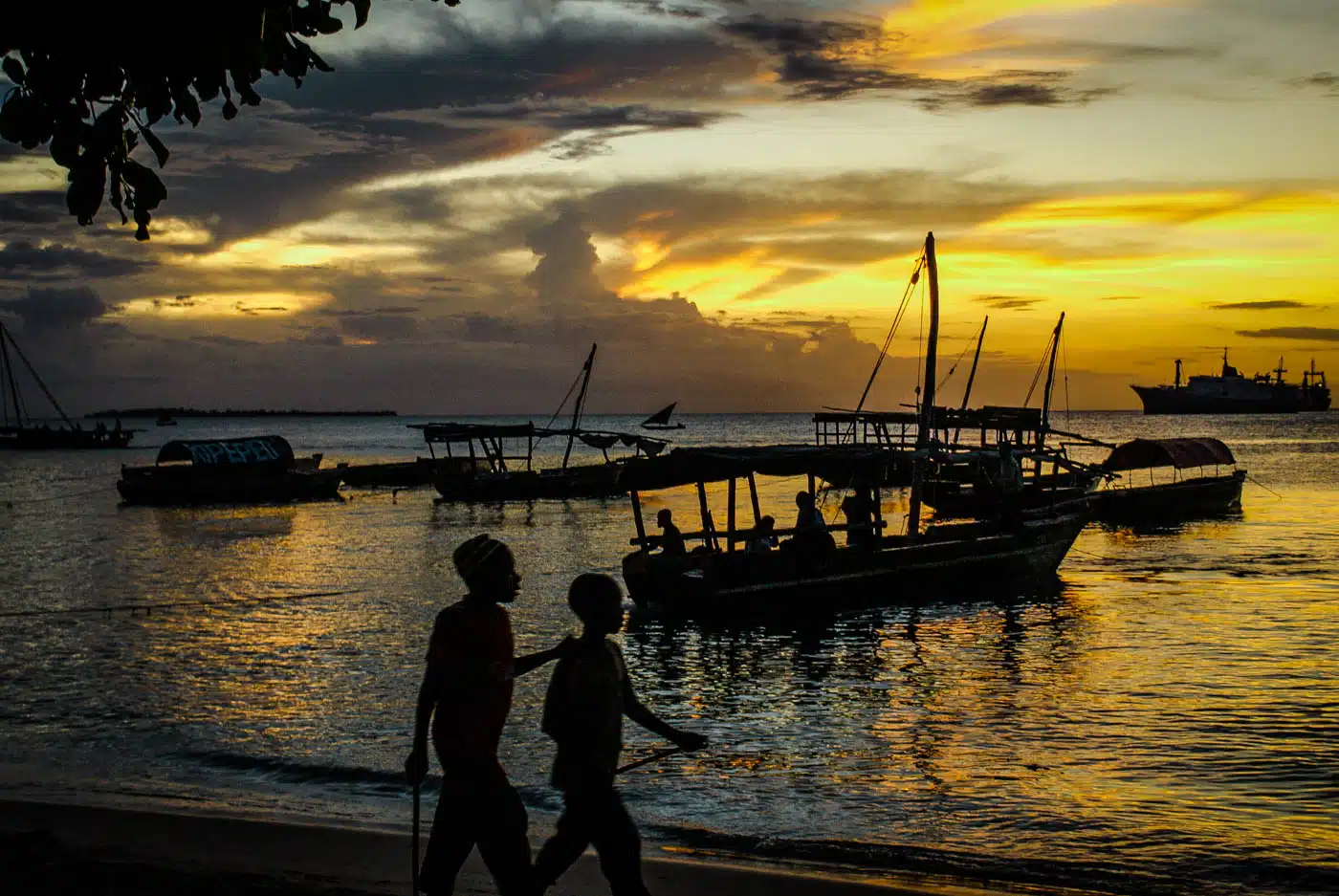 Tanzania and Zanzibar - an exotic adventure. Beaches I Stone Town I Africa Travel I Dar Es Salaam #traveldestinations #traveltheworld #tanzania