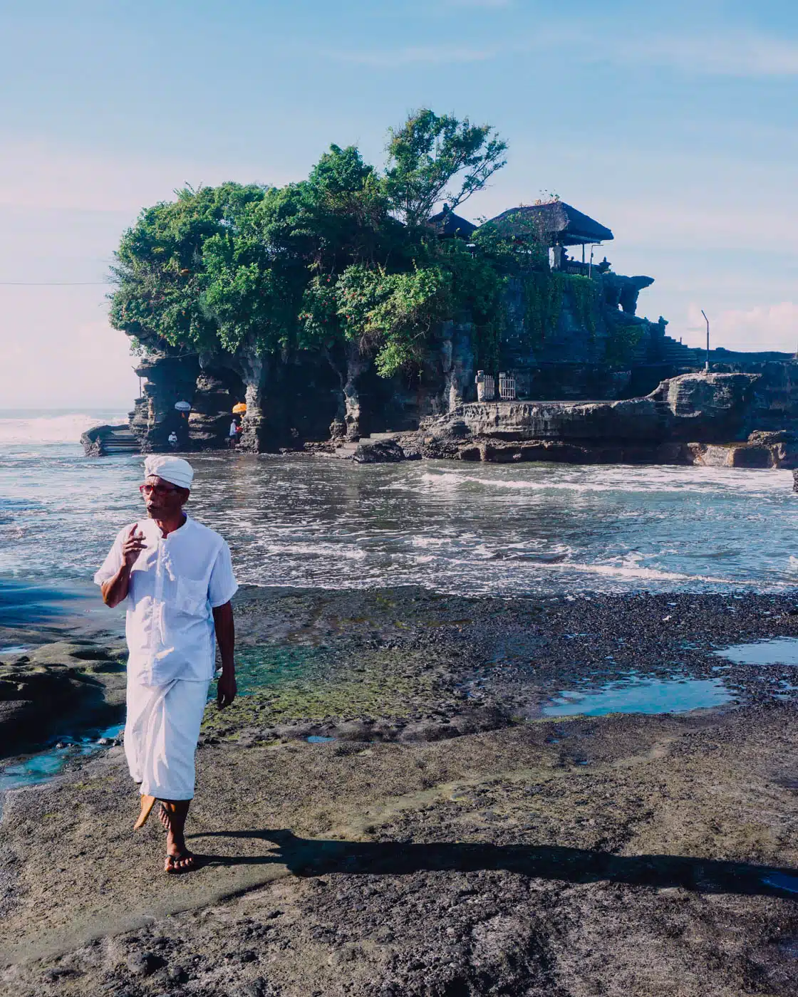 Tanah Lot - The Bali Hotel Guide I Bali Travel I Winter Sun I Indonesia I Travel #traveldestinations #traveltips #bali #indonesia-1