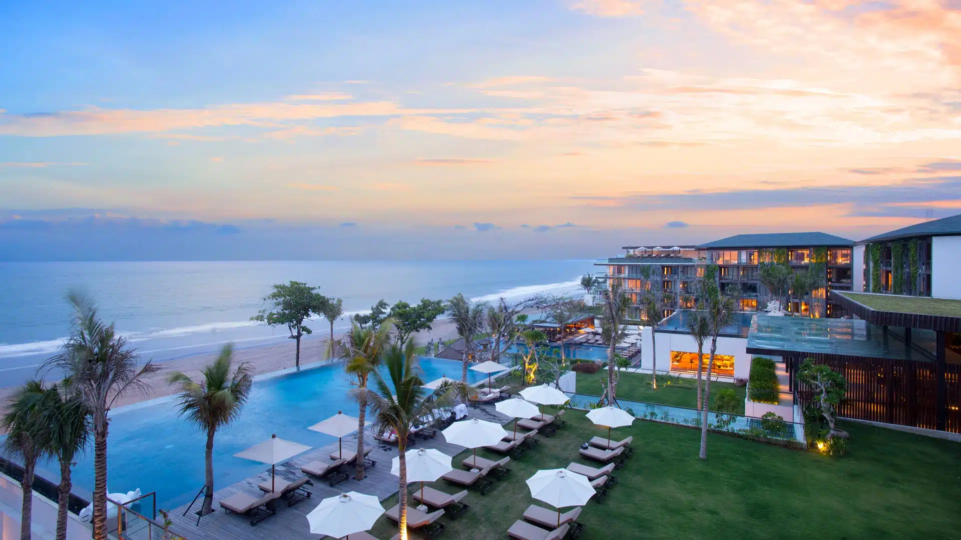 Alila Seminyak - The Best Hotel in Bali #luxury #luxuryhotels