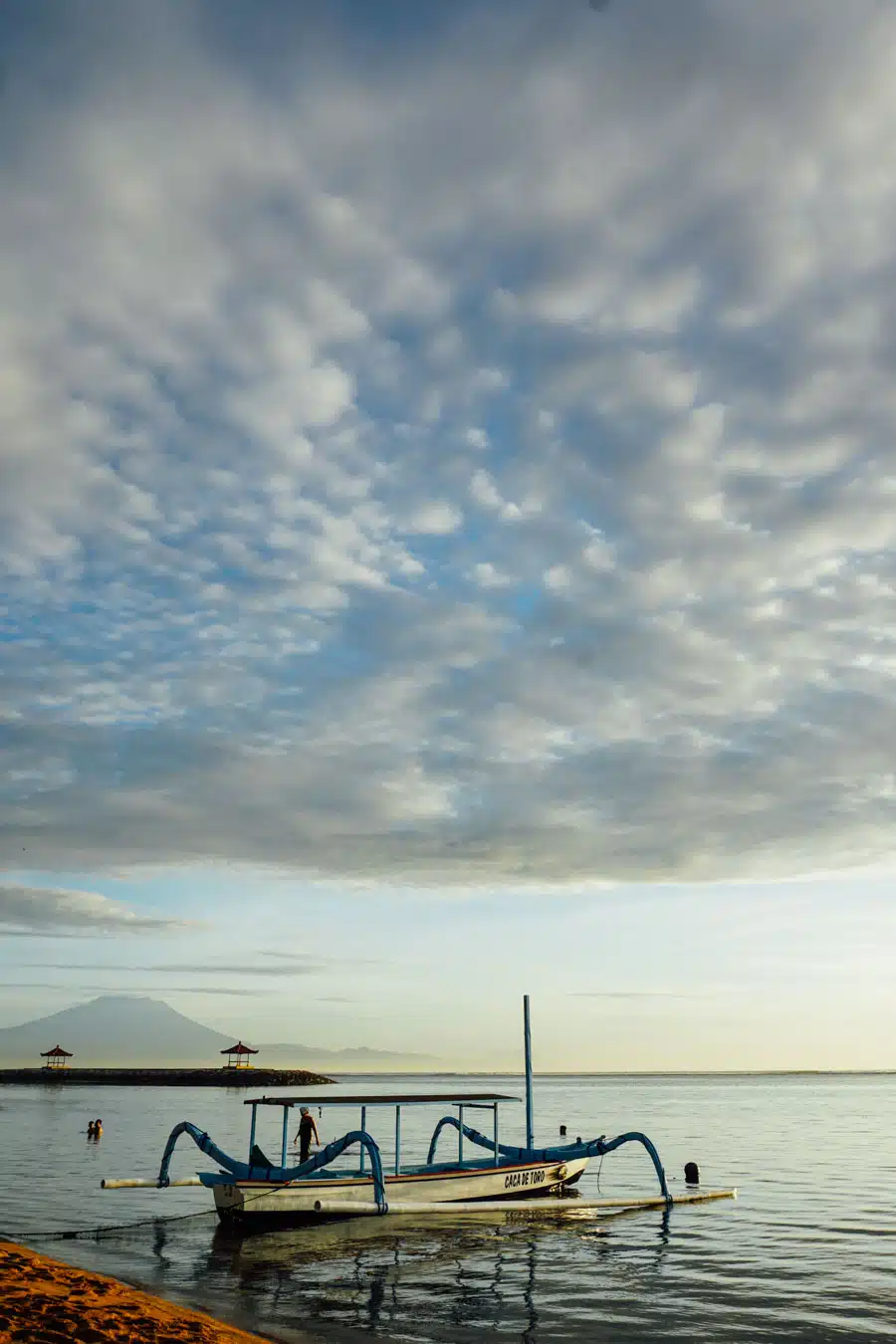 Sunrise in Sanur - Best Things to do in Bali. Beautiful beaches, gorgeous fashion and cultural Ubud #bali #traveldestinations #bucketlist #wanderlust