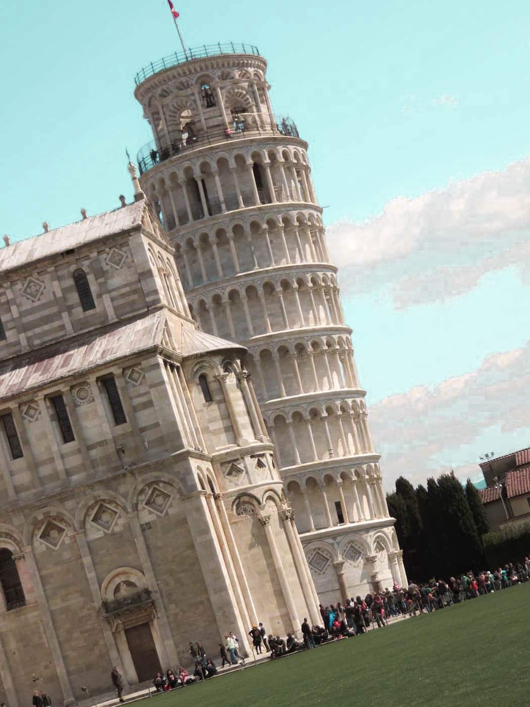 Pisa, Tuscany I Best Places to Visit in Tuscany - Italy Travel Guide. Awesome things to do in Tuscany include vineyard - beach and the food. #travel #traveldestinations #italytravel