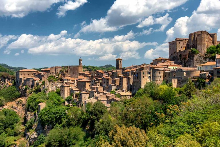 17 Unmissable Places to Visit in Tuscany