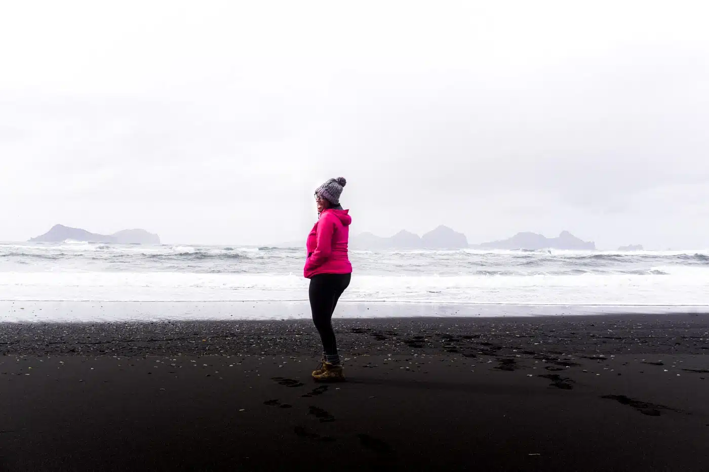What to wear in Iceland - on the beach