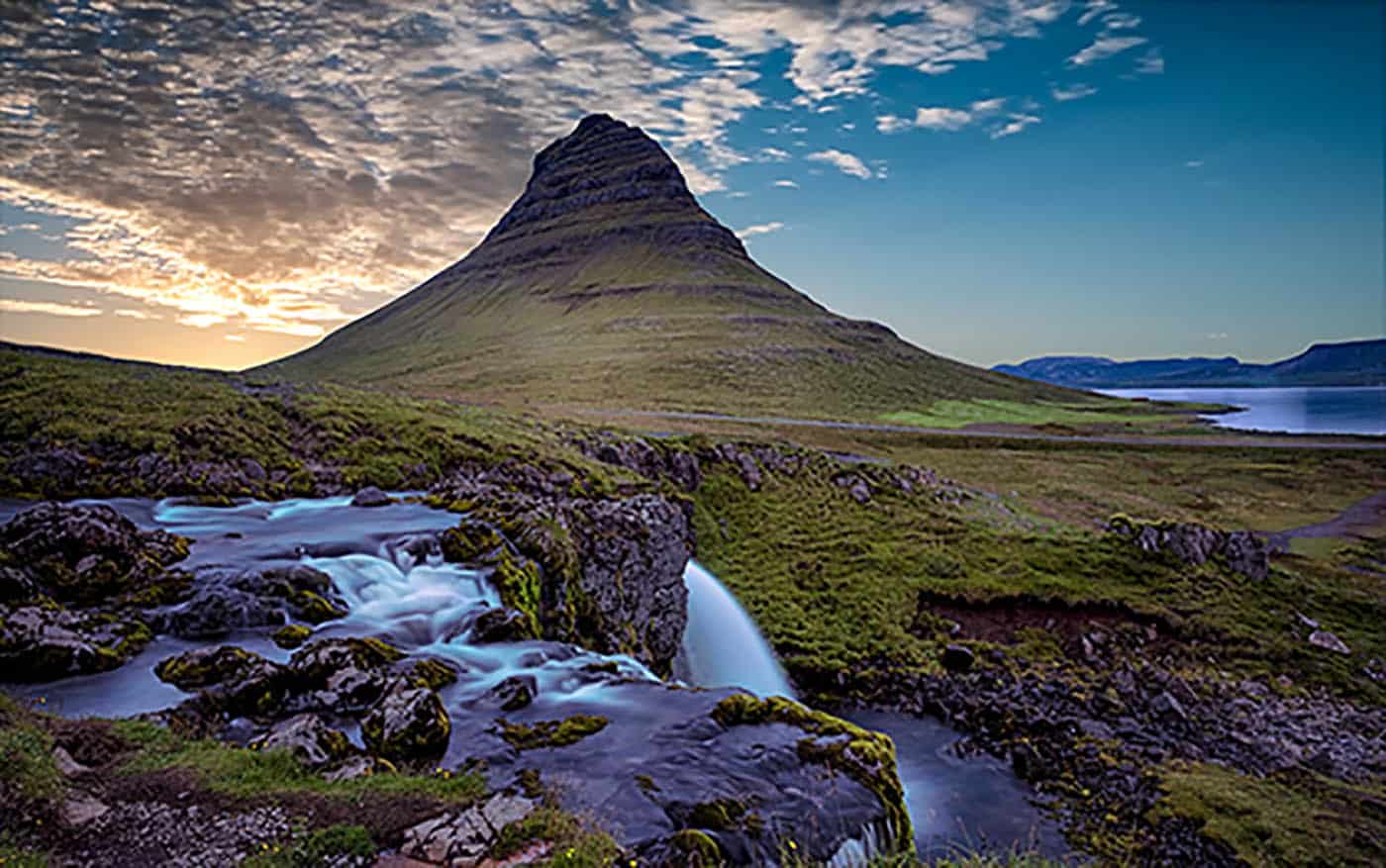 Iceland Travel Guide