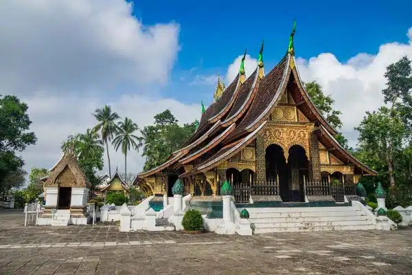 Laos Travel Guide