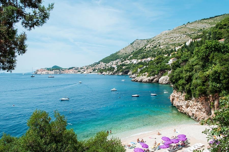 Sveti Jakov beach