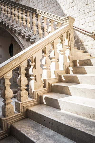 The Ultimate Dubrovnik Game of Thrones Guide! Map, Scenes, Pictures and Insider Tips on Game of Thrones. From the Old Town to Lokrum Island, these are the spots that fans shouldn't miss! #gameofthrones #dubrovnik #travel
