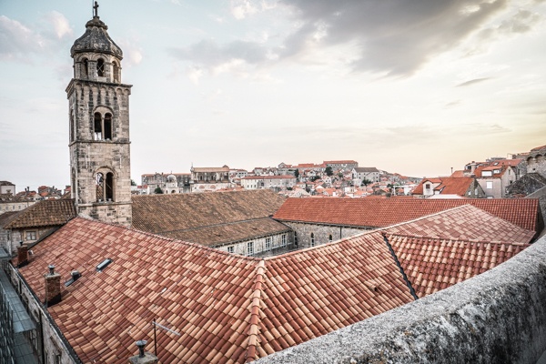 The ultimate guide to discovering Game of Thrones in Dubrovnik. A self-guided tour of the old town and other locations used in the seasons - complete with pictures and a map. Dont miss it! #got #gameofthrones #travel #dubrovnik