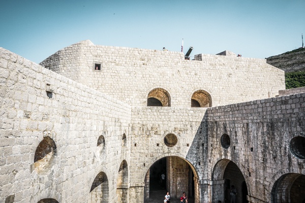 The Ultimate Dubrovnik Game of Thrones Guide! Map, Scenes, Pictures and Insider Tips on Game of Thrones. From the Old Town to Lokrum Island, these are the spots that fans shouldn't miss! #gameofthrones #dubrovnik #travel