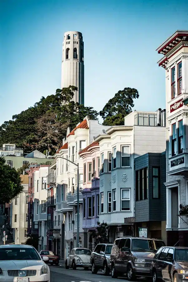 Coit Tower. 2 fun-filled days in San Francisco! Get your comfortable shoes on and lets explore the best things to do in San Francisco during a city break. #travel #california #thediscoveriesof