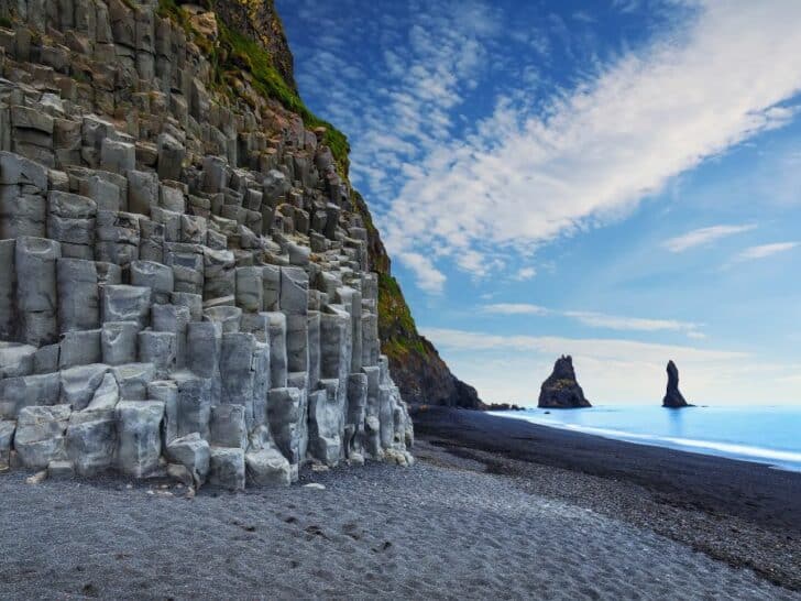 Visiting Reynisfjara – The Incredible Black Sand Beach in Vik, Iceland