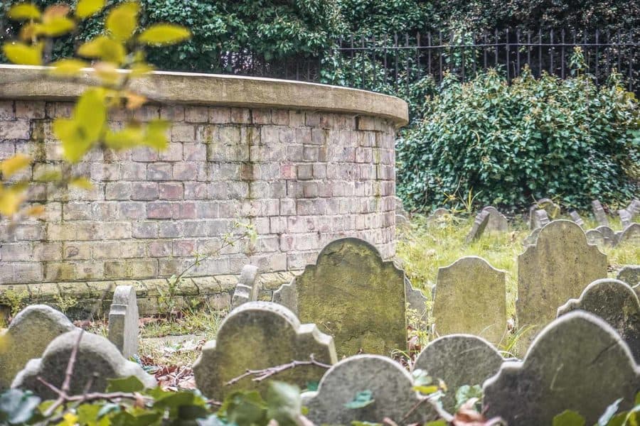 Hyde Park Pet Cemetery