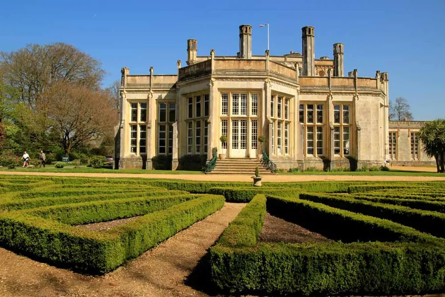 Highcliffe Castle