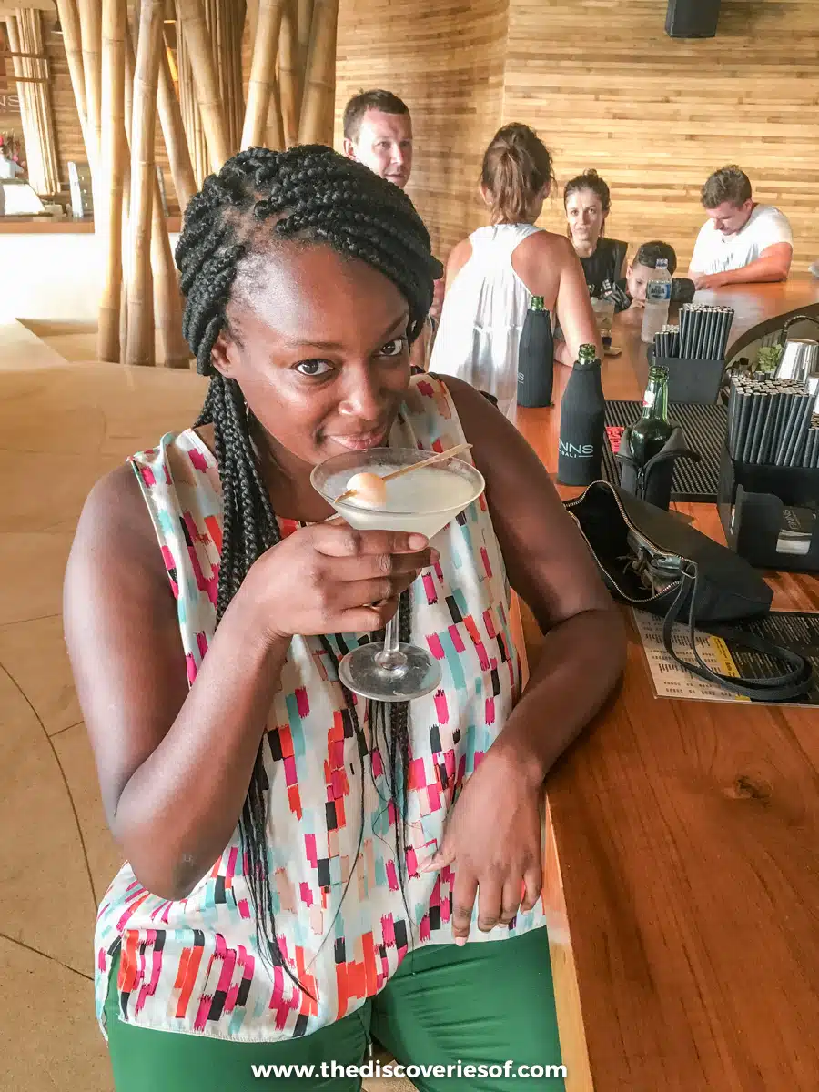 Julianna Drinking cocktails at Finn's Beach Club Canggu