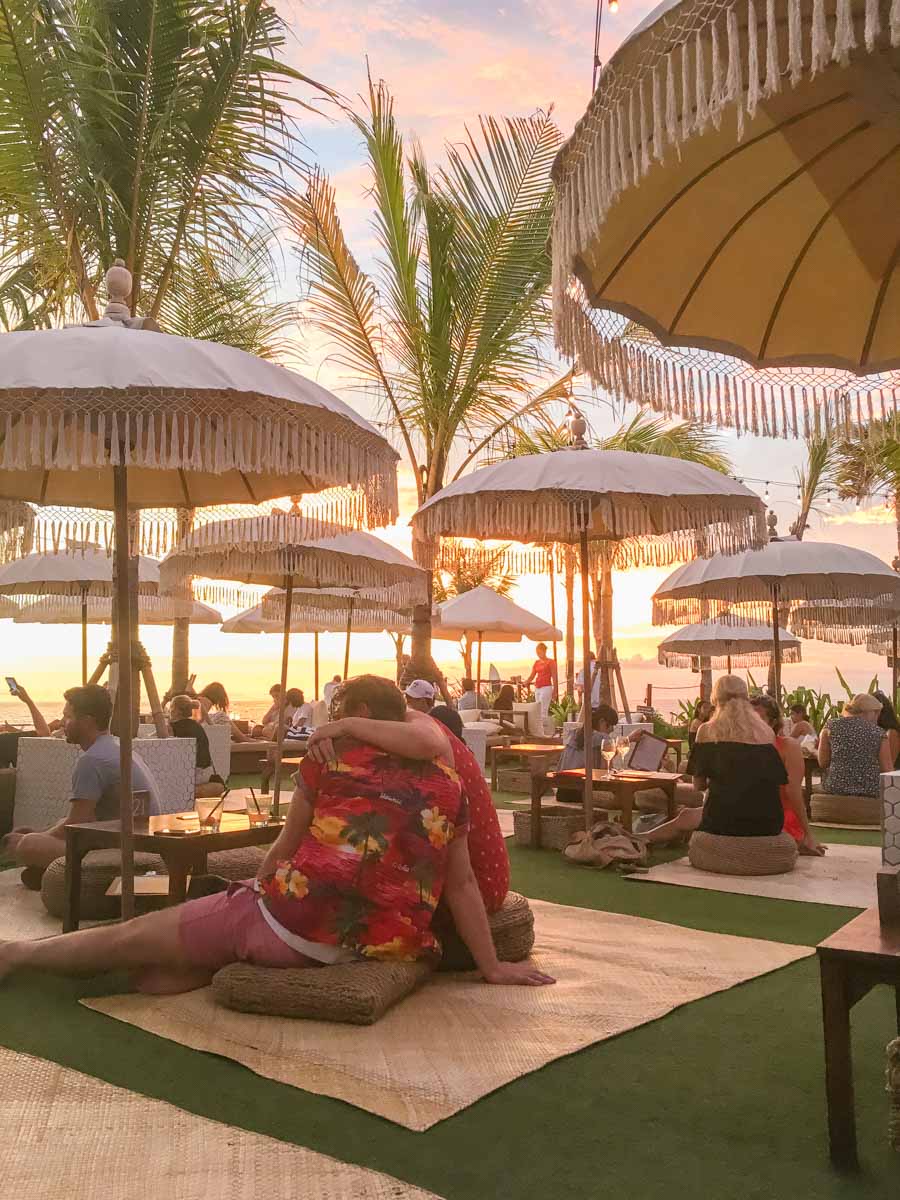 tour bali 2 settimane Sundowners in Canggu