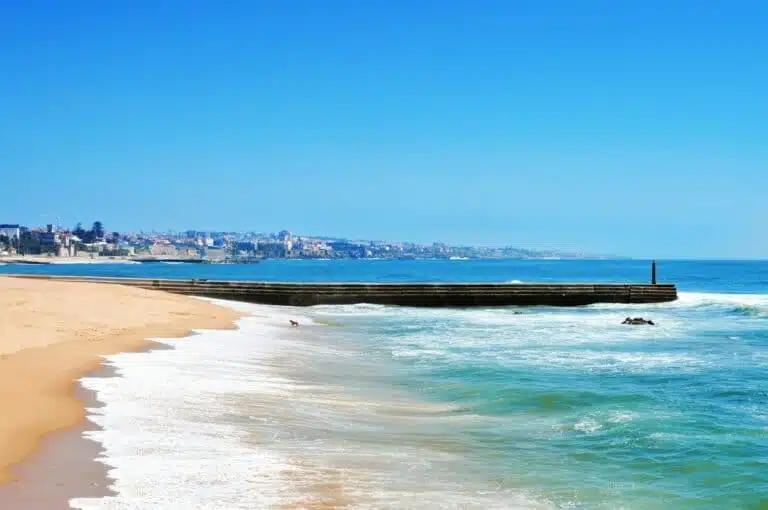 Stunning Beaches in Lisbon You Have to Visit