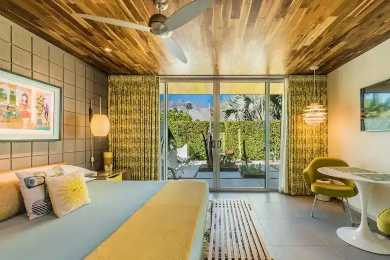 The Best Airbnbs in Palm Springs