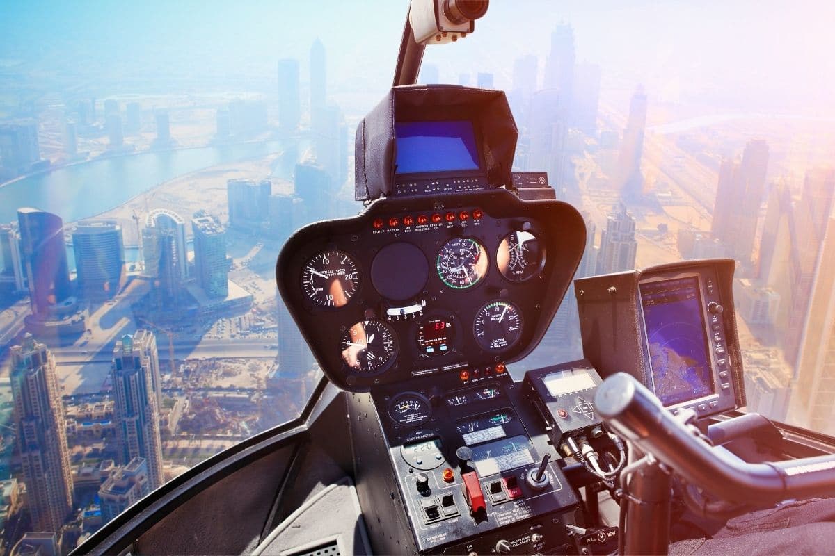 Take-A-Helicopter-Ride-Over-The-City