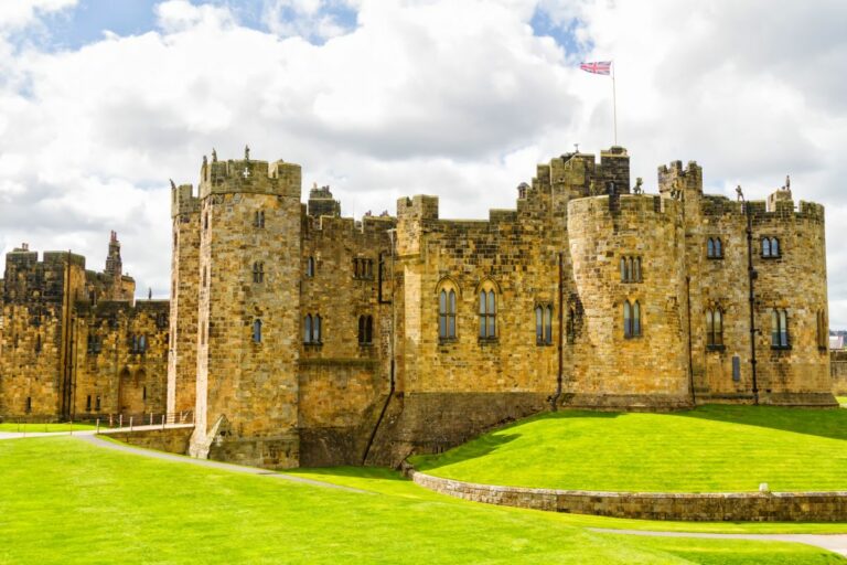 14 Stunning Castles in England You Have to Visit