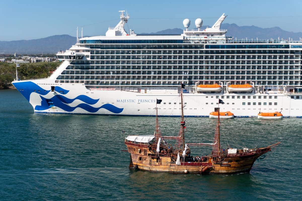 Pirate cruise in Puerto Vallarta