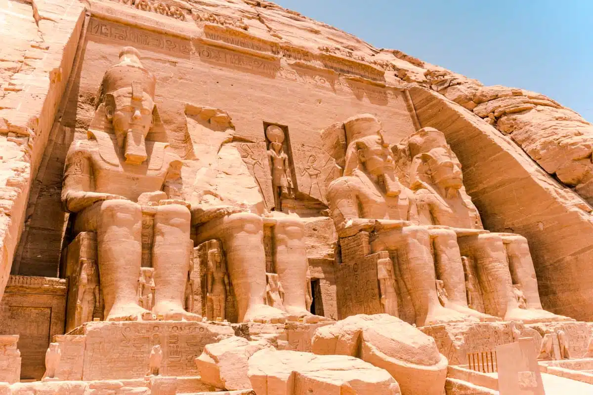 Abu-Simbel-32.jpg