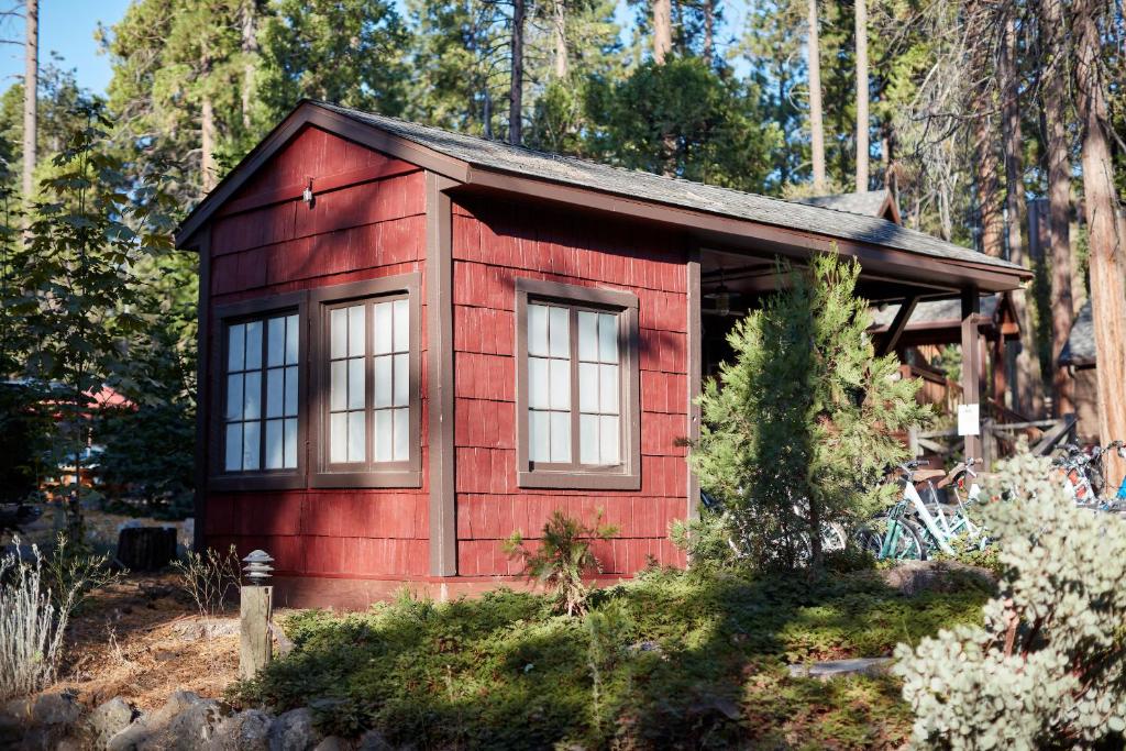 Evergreen Lodge