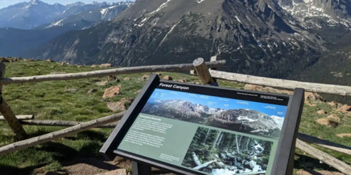 Forest Canyon overlook by the Trail Ridge Road in Rocky Mountain National Park