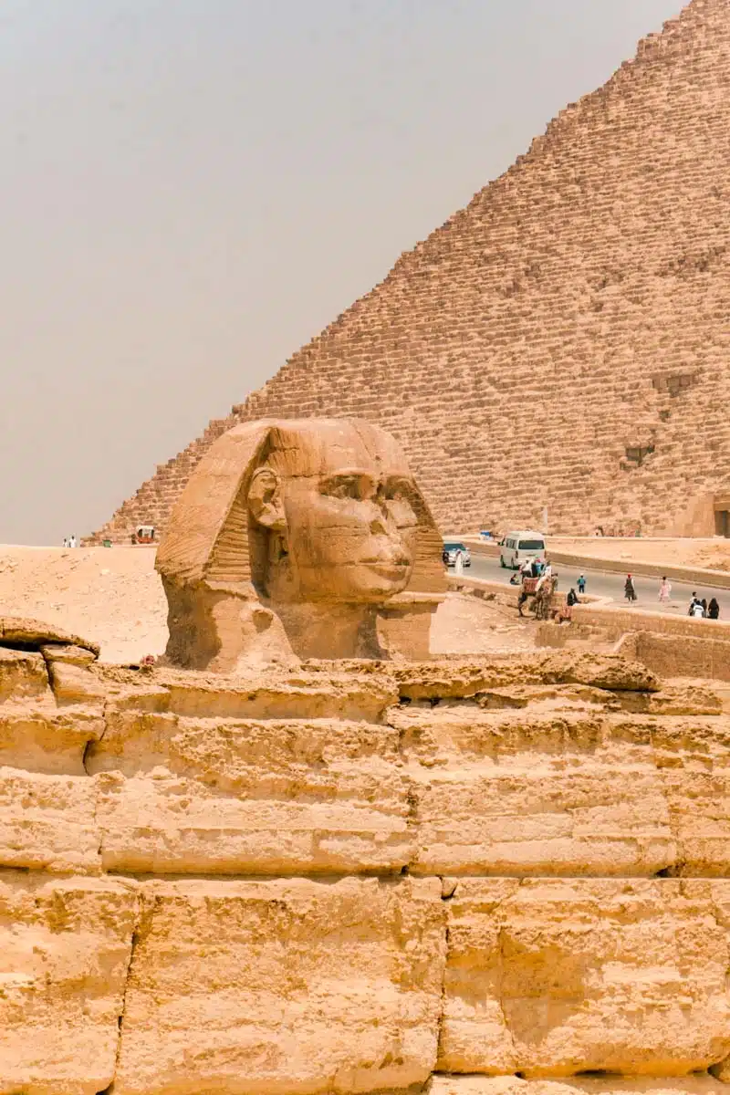 Sphinx and Pyramids of Giza Cairo, Egypt