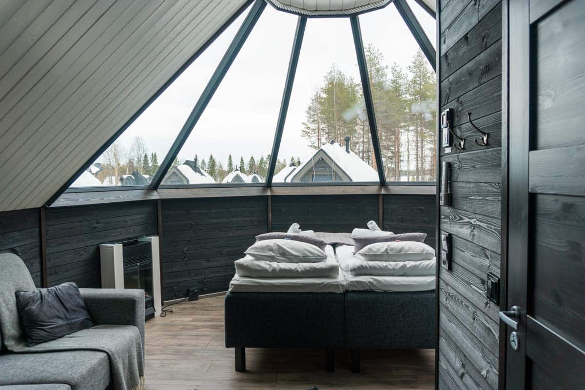 Inside one of the glass-roofed rooms at Apukka