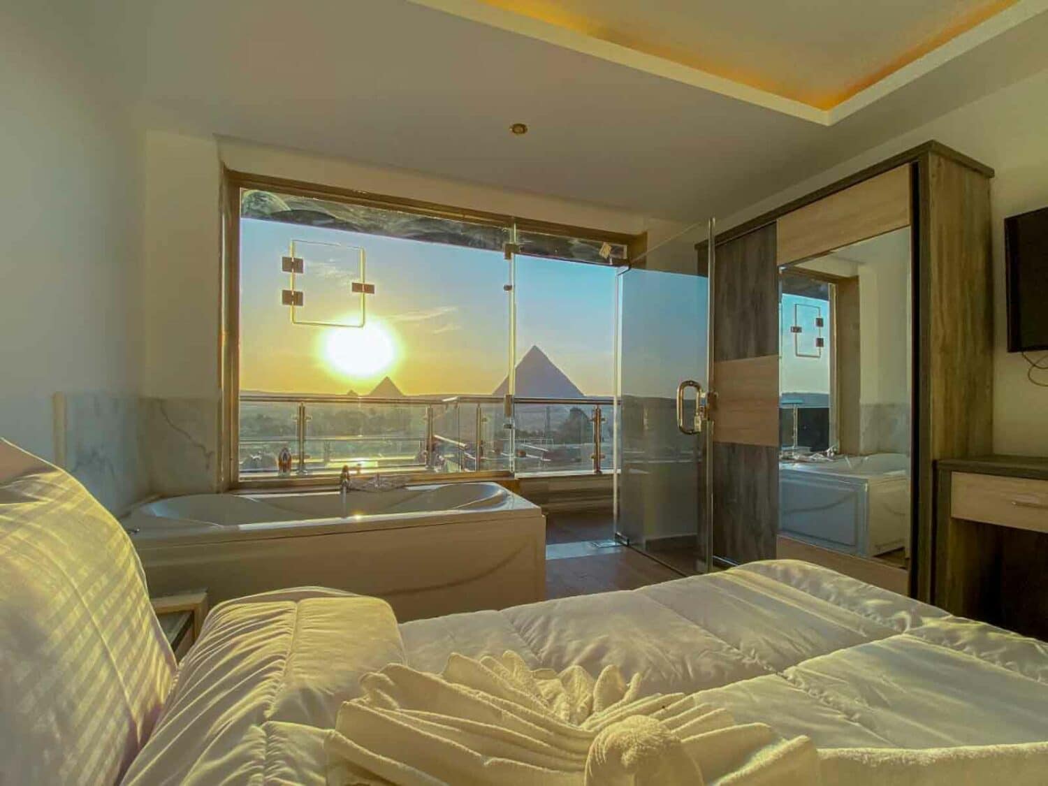 Best View Pyramids Hotel