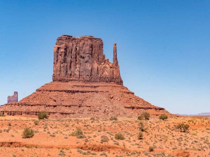 Stunning Hikes in Monument Valley: Trails to Help You Discover Towering Sandstone Buttes