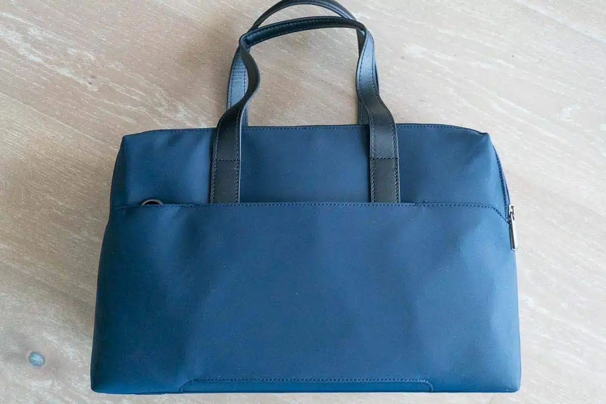 Away The Everywhere Bag Review: Meet Your New Favorite Bag