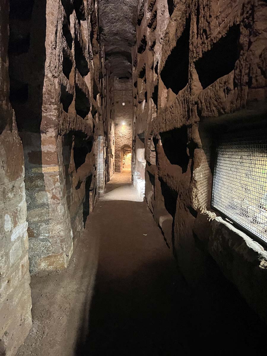 visit the catacombs rome