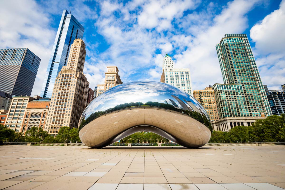 Chicago, IL shutterstock_1823564576