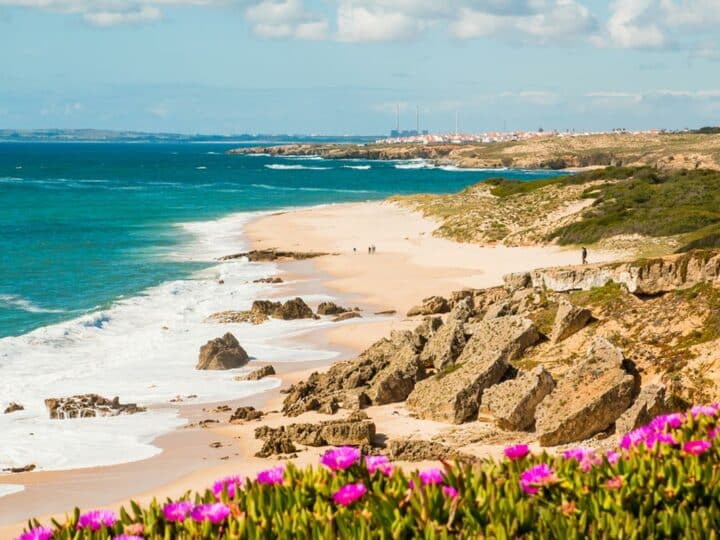 Best Beaches In & Around Porto, Portugal