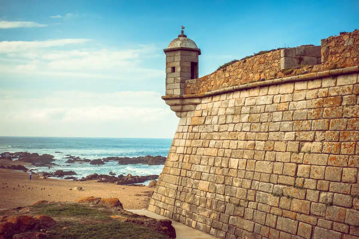 Praia do Castelo do Queijo porto