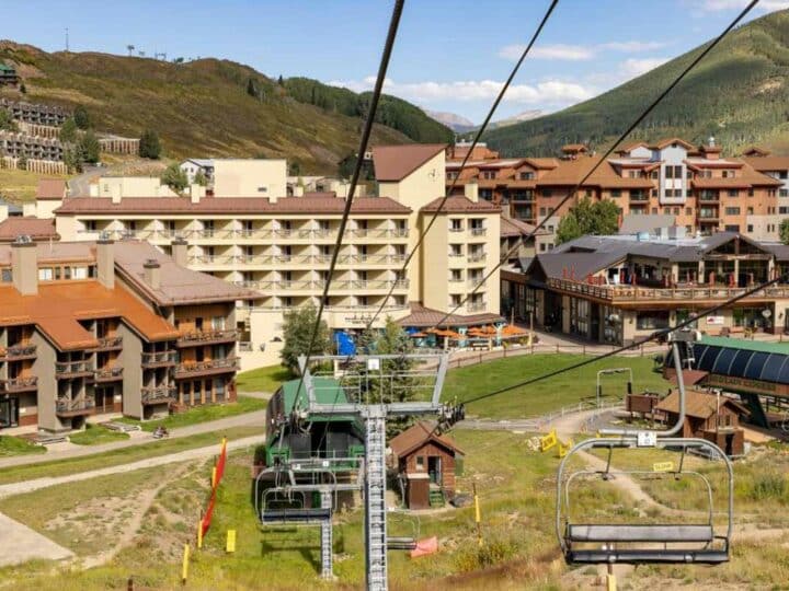 Colorado Ski Resorts: 18 Best Spots to Hit the Slopes